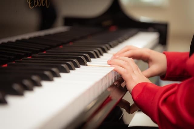 mtech-music lessons web application